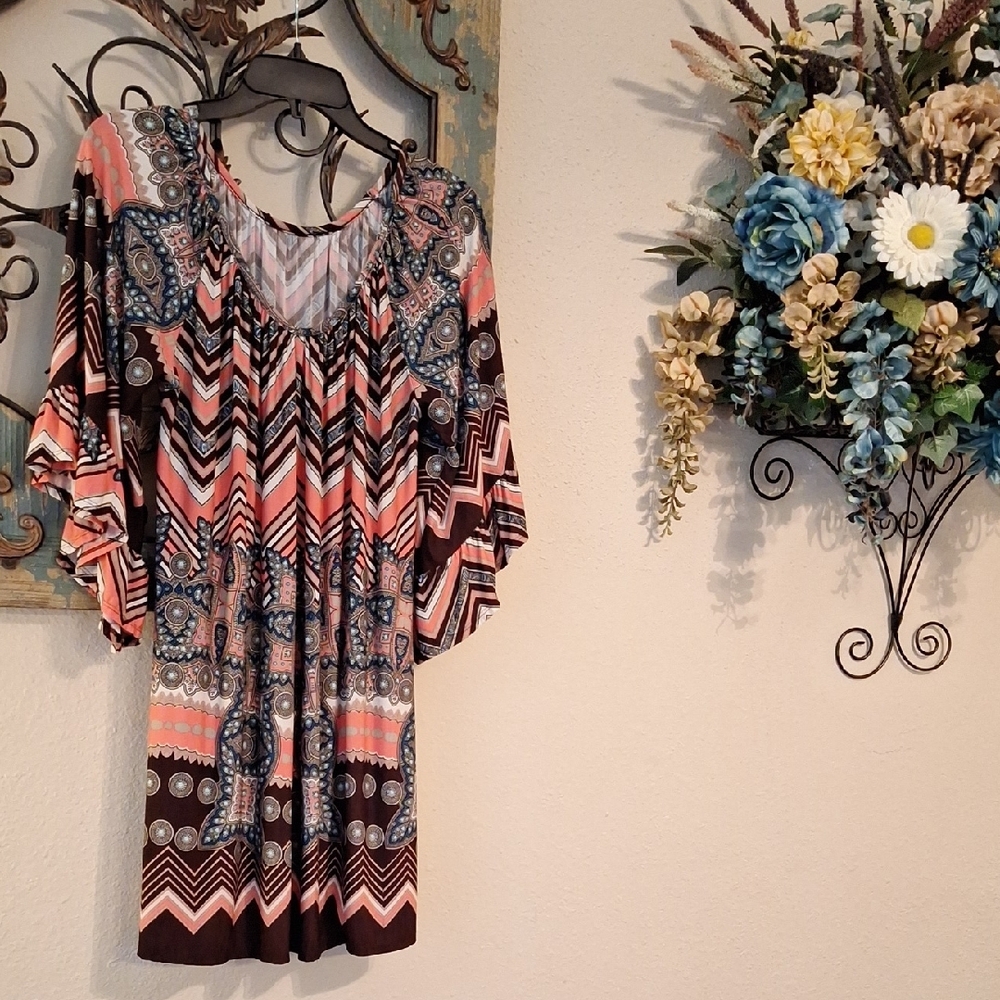 Multicolor Patterned Women's Dress. NWOT Size LARGE